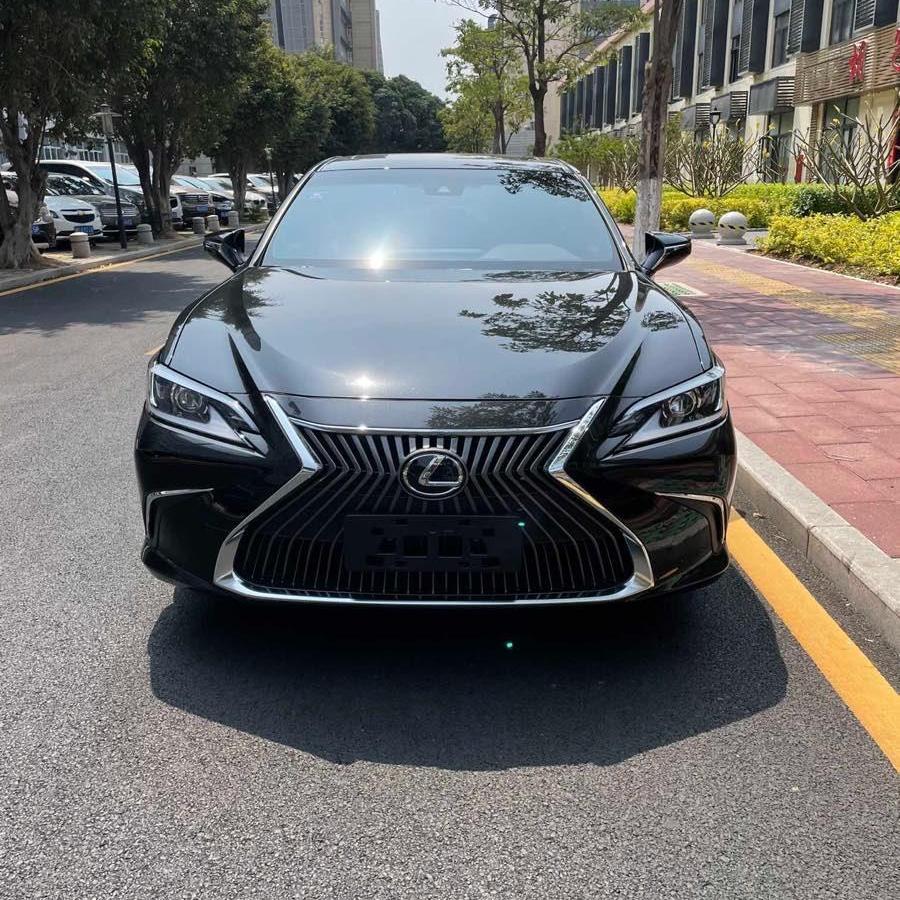 厦门2020年9月雷克萨斯es2020款200卓越版黑色自动档