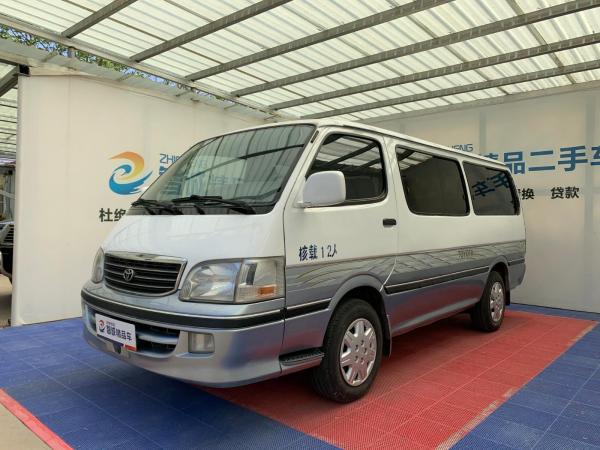 丰田 HIACE 2000款 2.4 MT