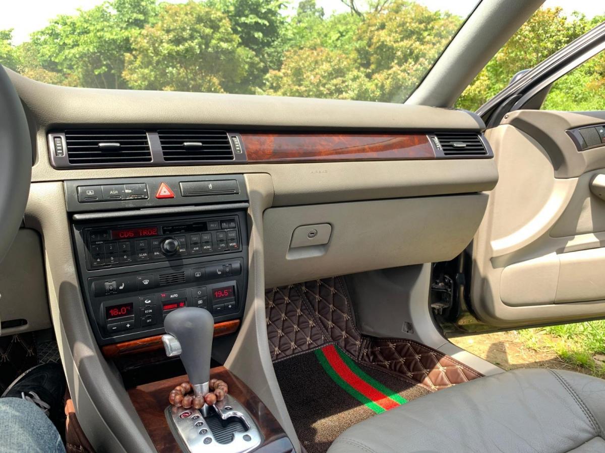 【襄阳】2004年8月 奥迪 奥迪a6 2004款 2.4l 豪华舒适型 自动档