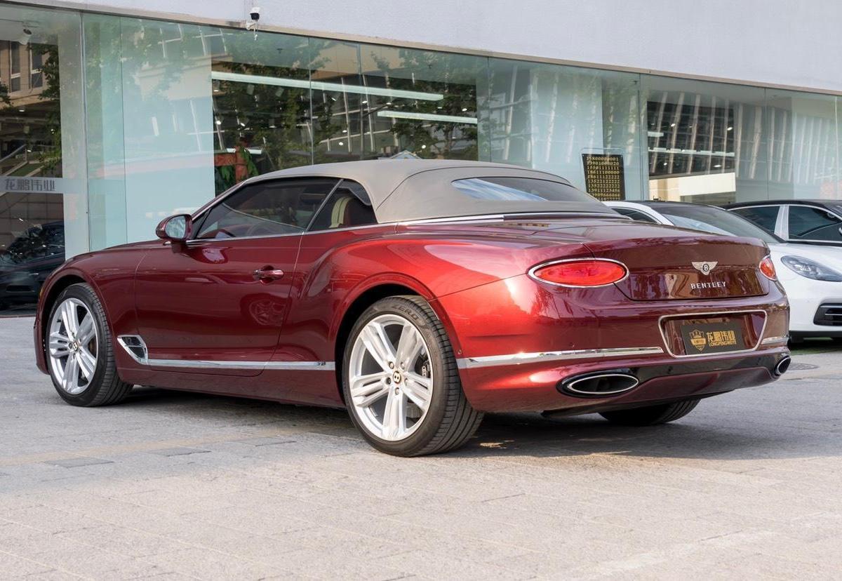 宾利 欧陆  2019款 6.0t gt w12 敞篷版图片