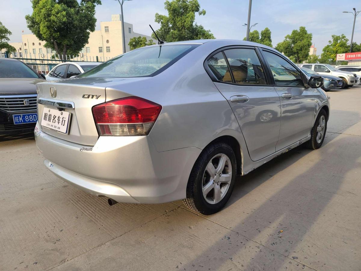 【阜阳】2008年6月 本田 锋范经典 2008款 1.5l 手动精英版 手动挡