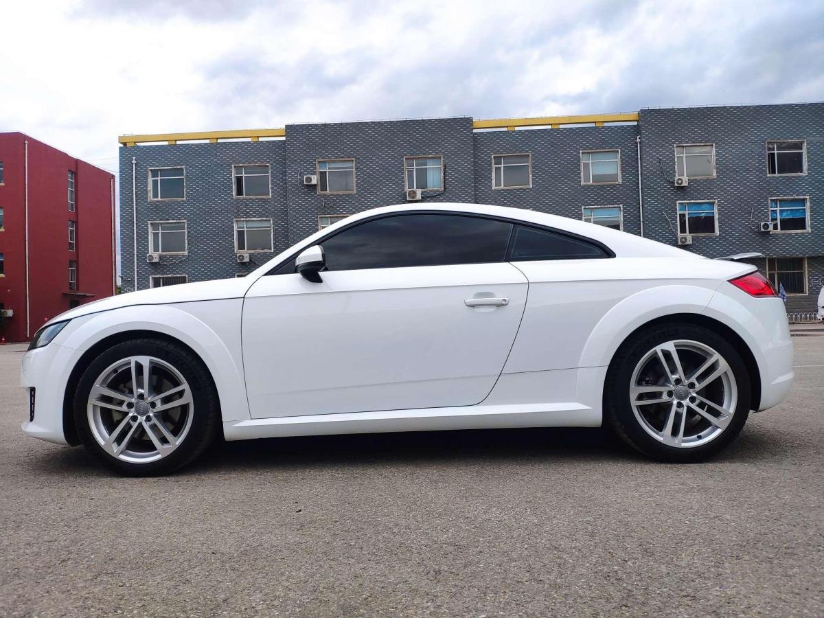 【沈阳】2015年10月 奥迪 奥迪tt 2015款 tt coupe 45 tfsi 自动档