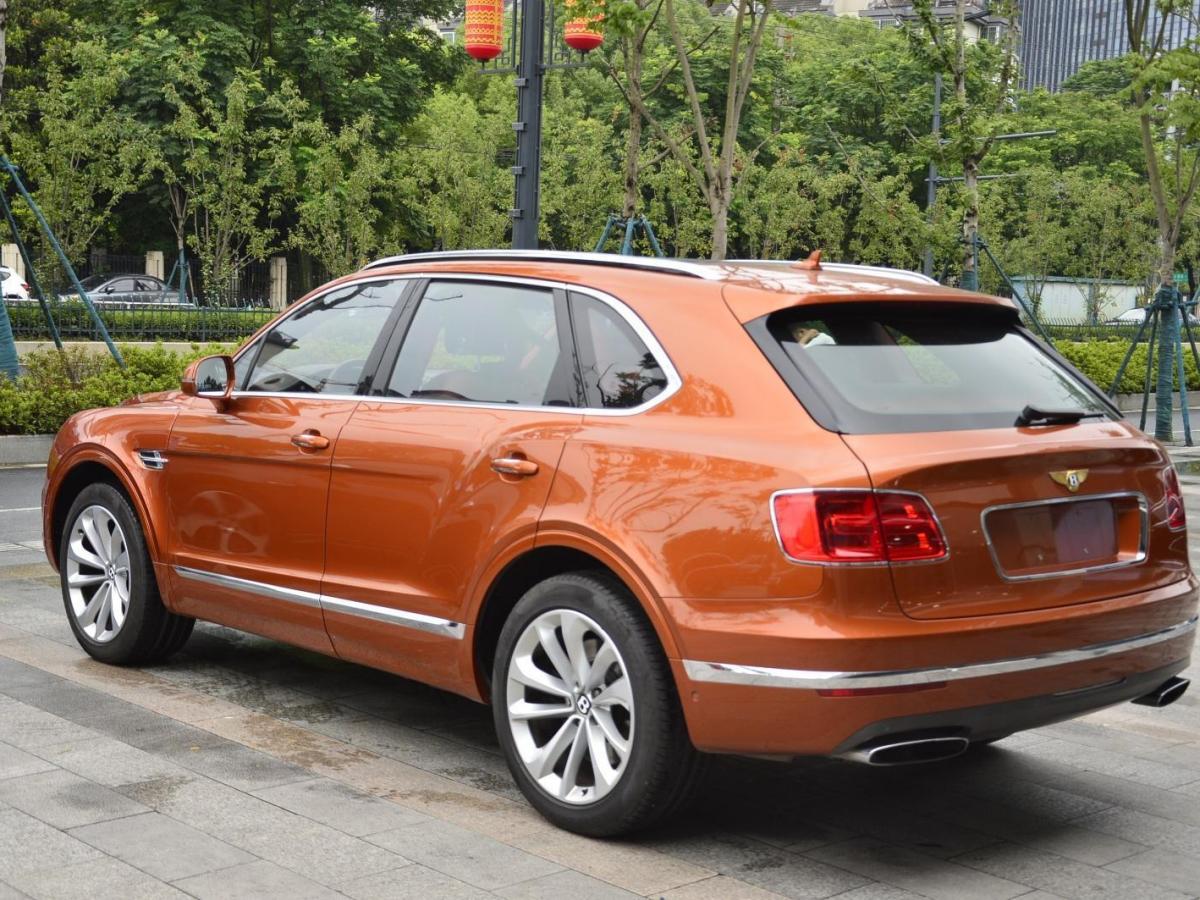 宾利 添越  2016款 6.0t first edition 限量版图片