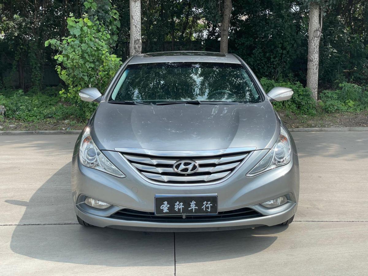 【唐山】2011年12月 现代 索纳塔 2011款 2.0l 自动时尚版 自动档