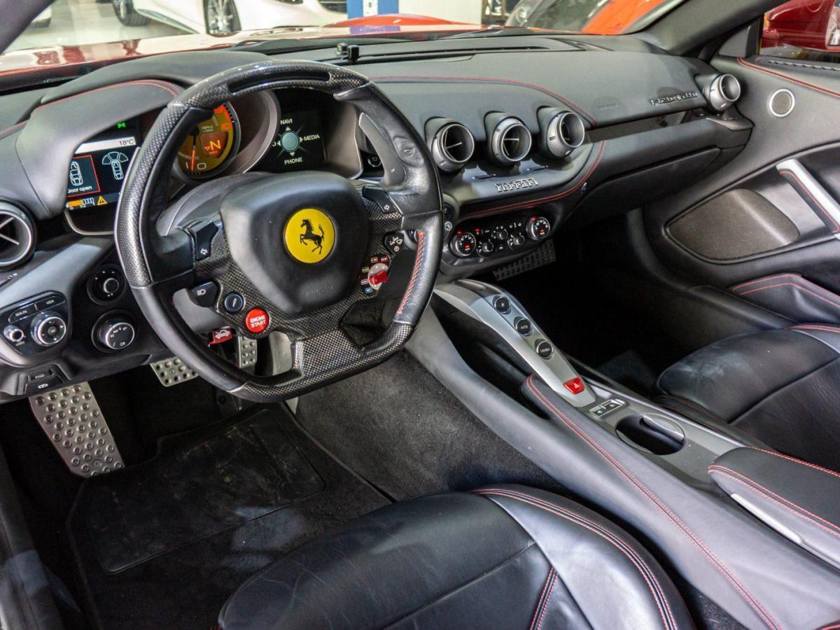 上海2013年7月法拉利f12berlinetta2013款63l标准型自动档