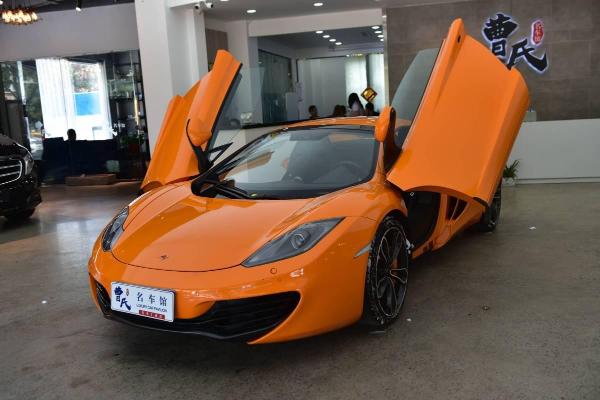 2015年2月邁凱倫12c2014款12cspider38t50週年紀念版