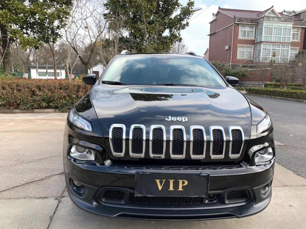 jeep 自由光  2014款 2.4l 精锐版图片