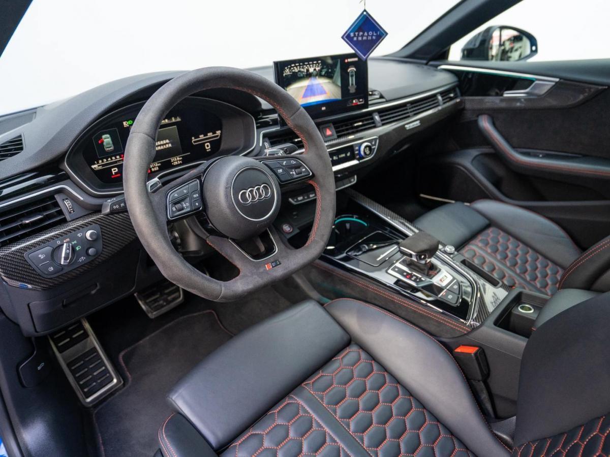 奥迪 奥迪rs 5  2021款 rs5 sportback 黑曜版图片