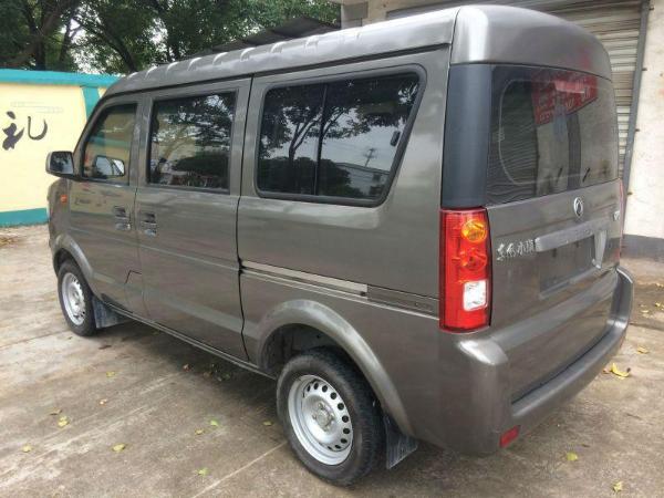 【宁波】2013年4月 东风小康v26 绿色 手动挡