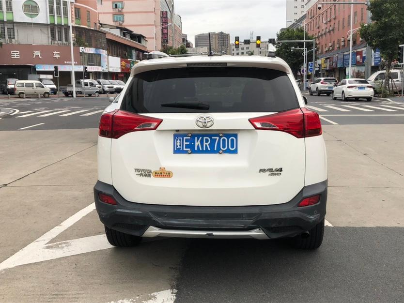 豐田 RAV4榮放  2015款 2.5L 自動(dòng)四驅(qū)豪華版圖片