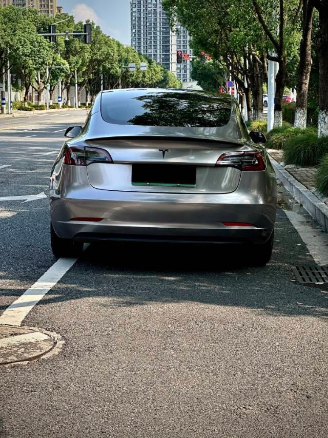 特斯拉 Model 3  2022款 改款 后輪驅(qū)動(dòng)版圖片