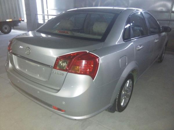 【杭州】2009年10月 别克 凯越 1.6 标准版 自动档