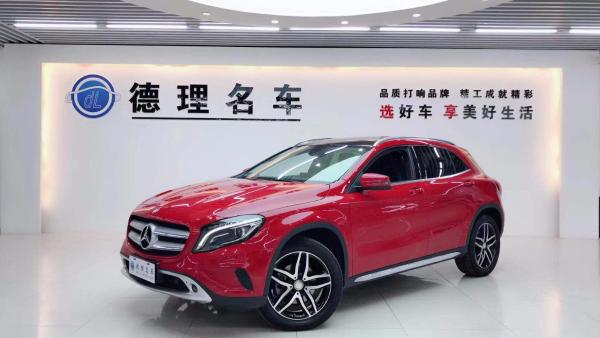 奔驰 奔驰GLA  2016款 GLA220 2.0T 4MATIC DCT时尚型