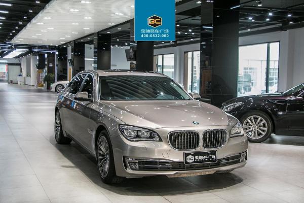 宝马 宝马7系  2013款 740Li 3.0T 豪华型