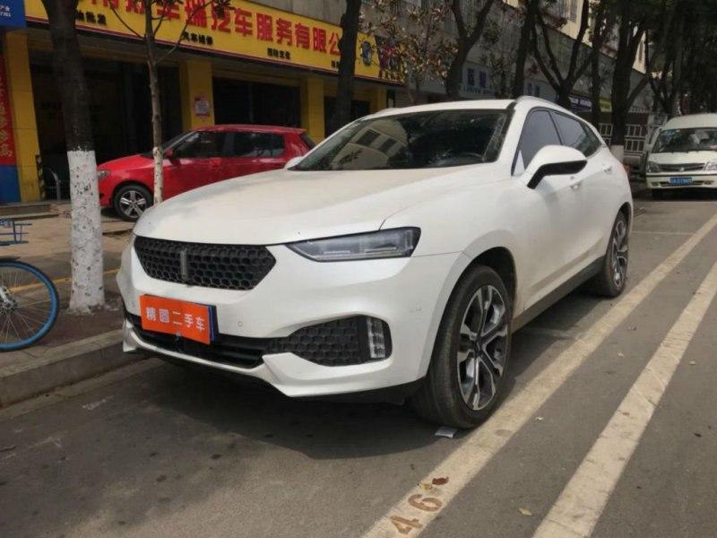 昆明2018年6月红旗旗舰vv7c旗舰型白色自动档