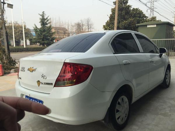 【蚌埠】2012年3月 雪佛兰 赛欧 三厢 1.4 sx幸福型ii 白色 手动挡