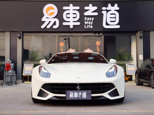 法拉利 F12berlinetta  2013款 6.3L 标准型