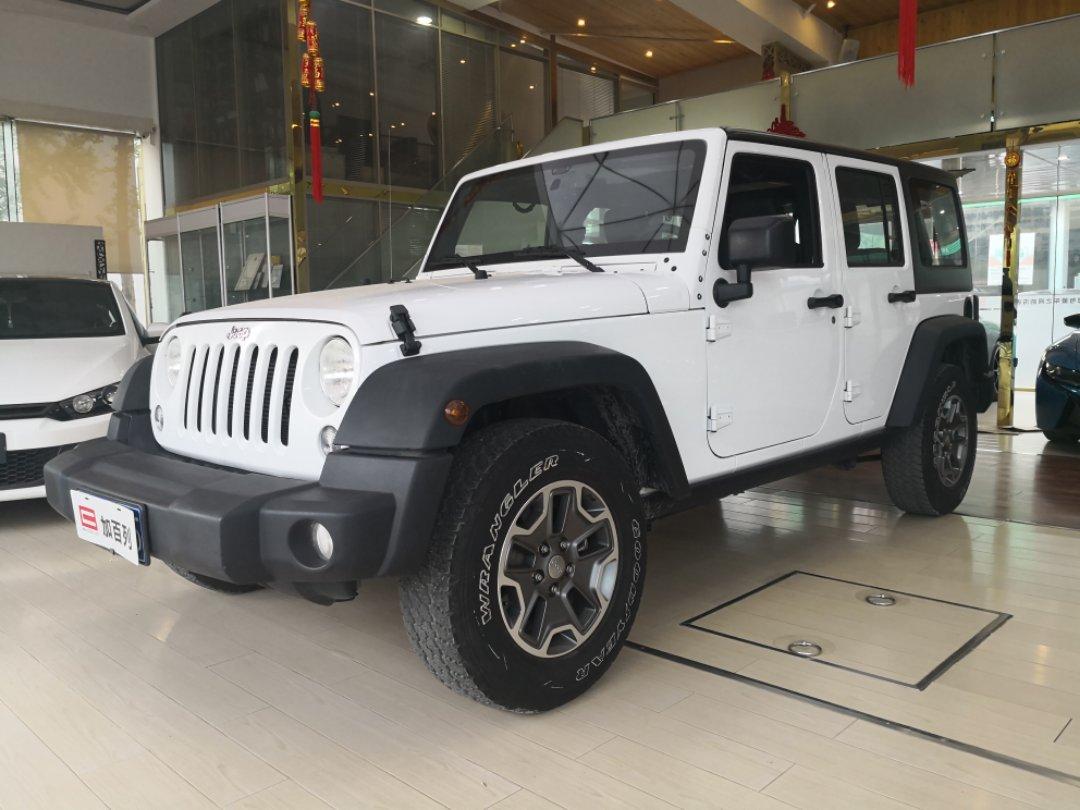 北京2016年8月jeep牧马人2015款36lrubicon两门版白色自动档