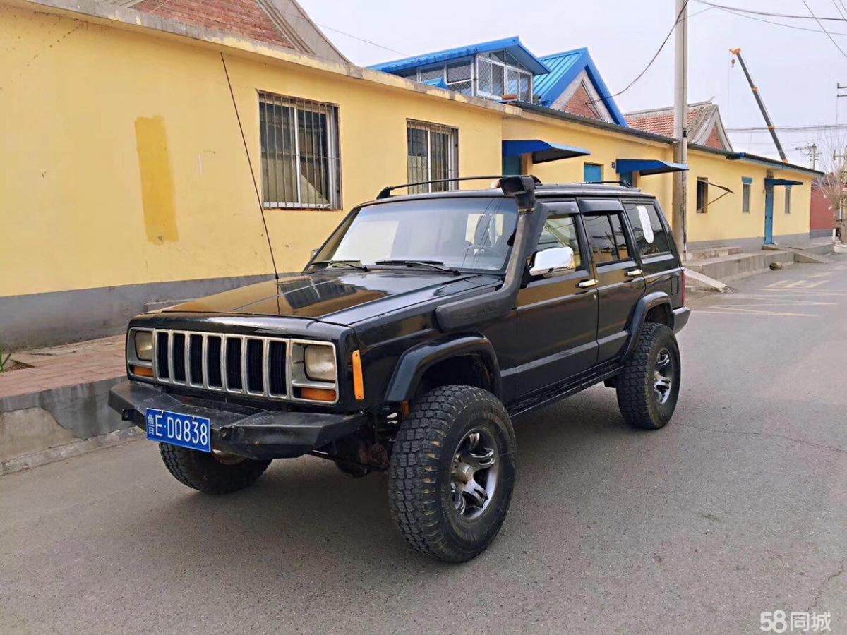 北京1997年1月吉普切诺基1996款40手动四驱化油器黑色手动挡