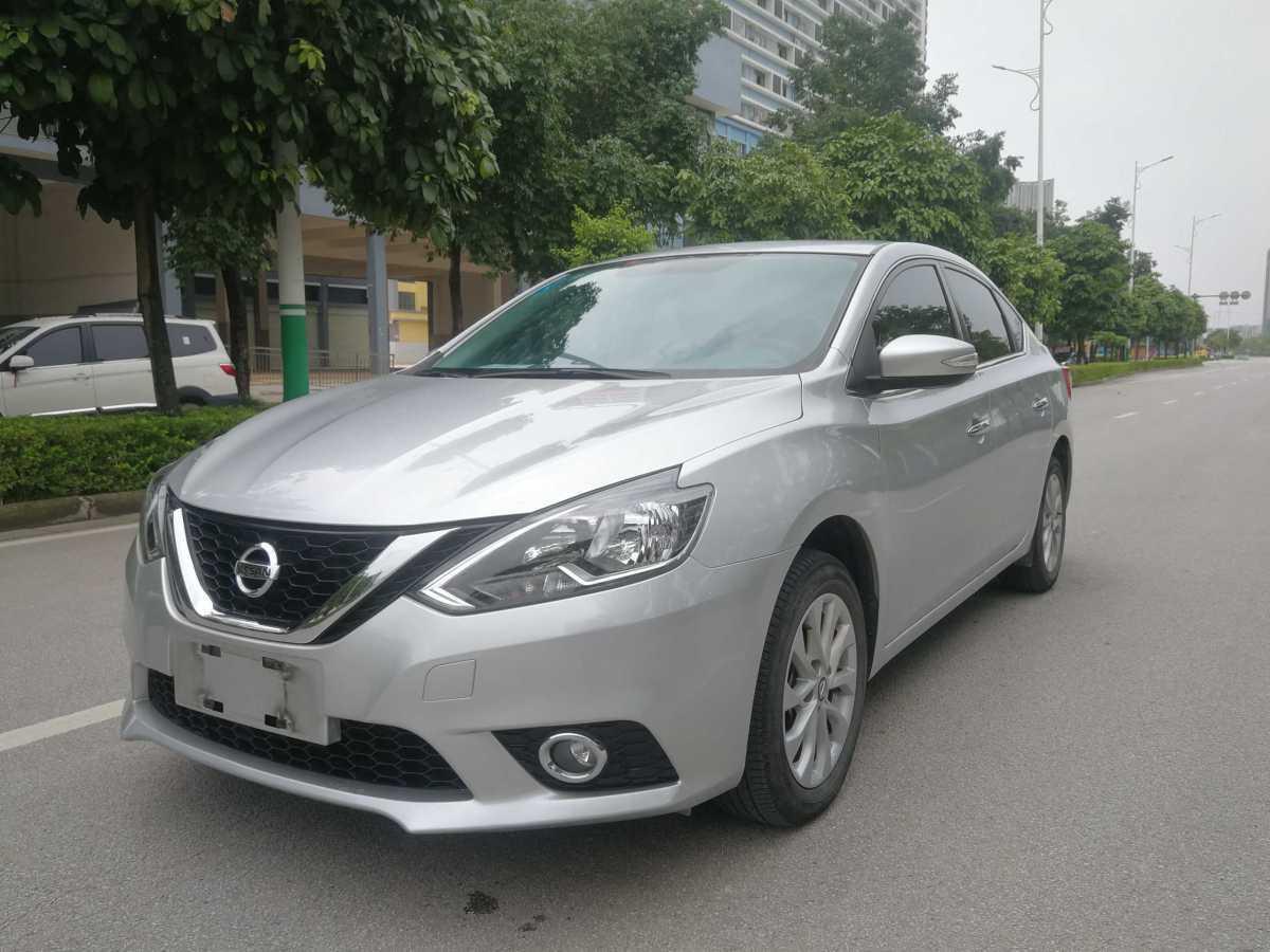 南宁2017年6月日产轩逸2016款16xvcvt智尊版银灰自动档