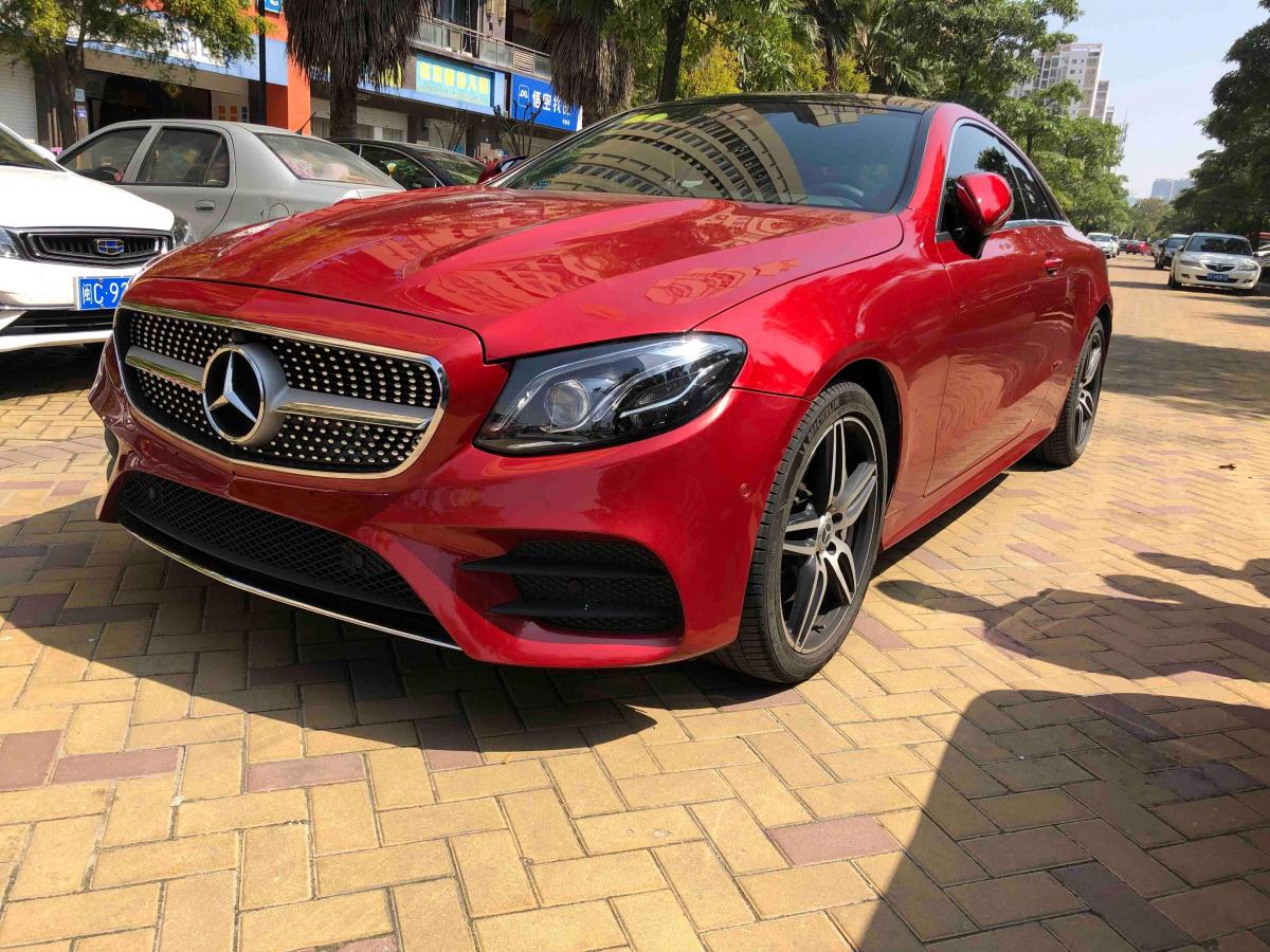 泉州2018年5月奔驰奔驰e级2018款e300轿跑车红色自动档