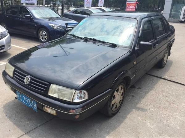 【南昌】2001年1月 大众 桑塔纳 1.