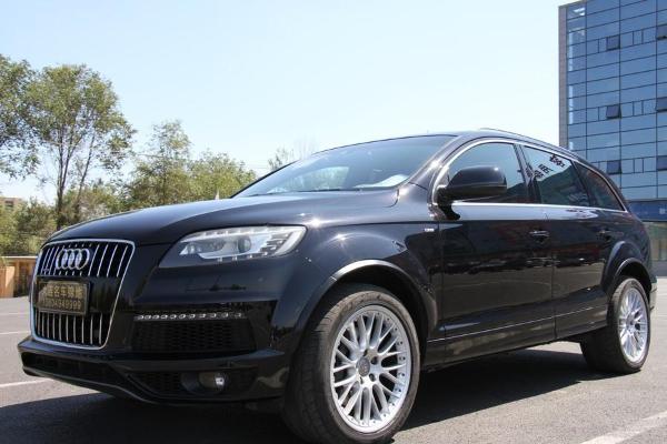 【大连】2011年6月 奥迪 奥迪q7 3.0tfsi 技术型(l 黑色 自动档