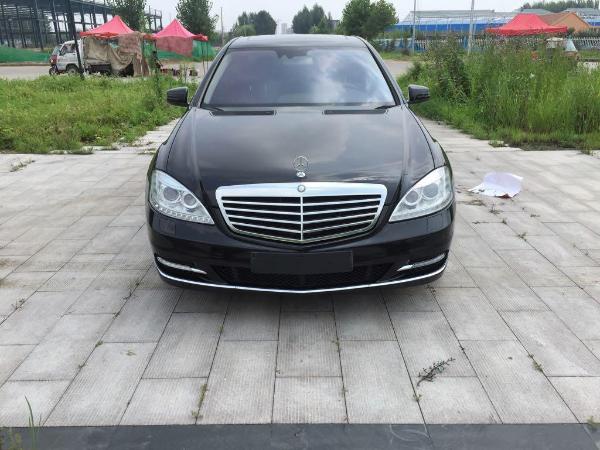 【青岛】2008年1月 奔驰 s级 s500l 5.5 四驱版 黑色 手自一体