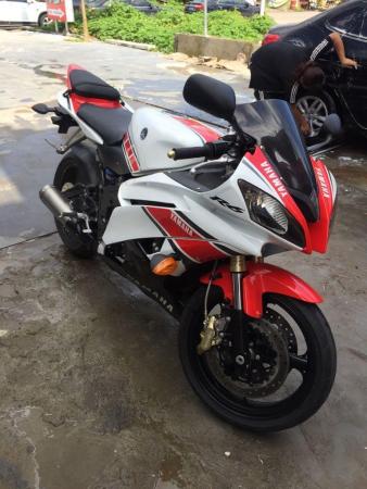 【绍兴】2010年10月 雅马哈r6 赛道版 红色 手动挡