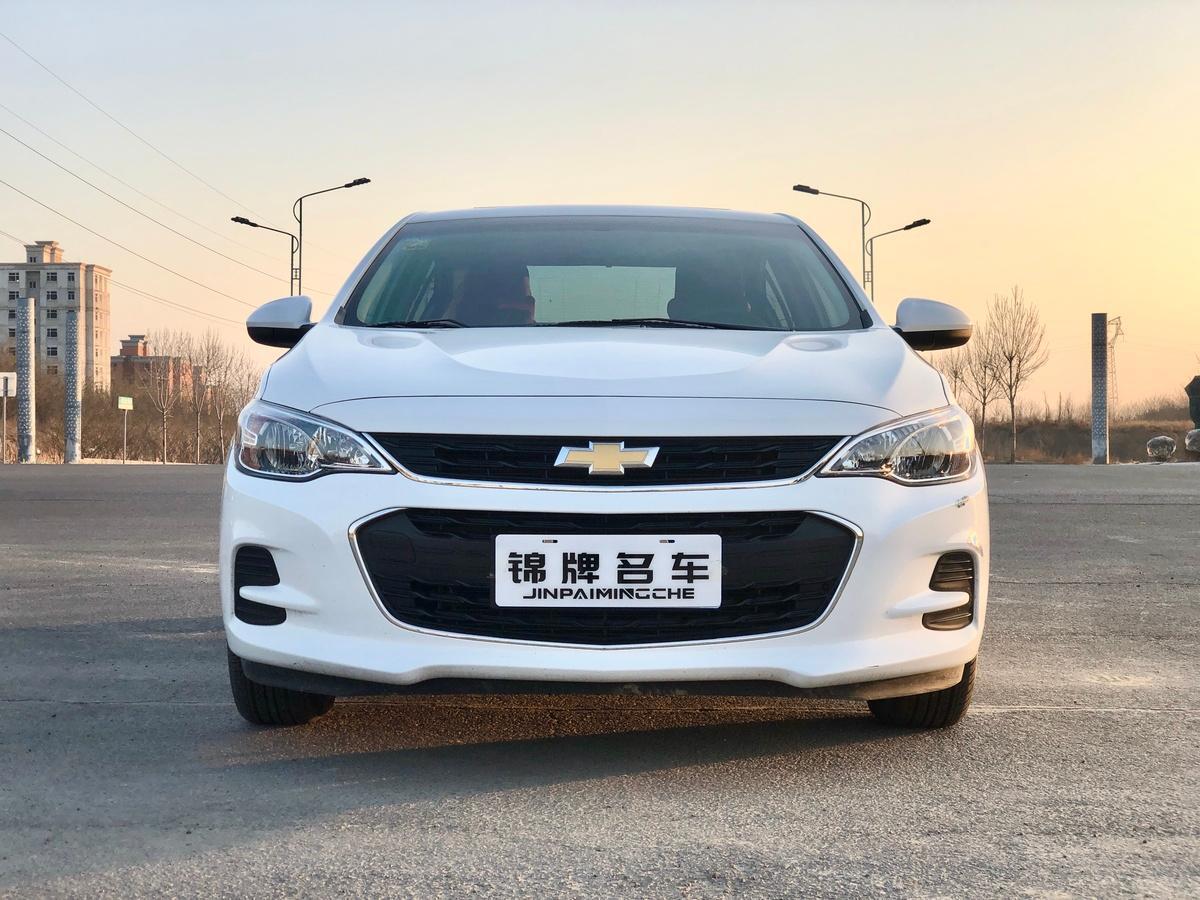 运城2018年4月雪佛兰科沃兹2018款320自动欣享天窗版白色手自一体