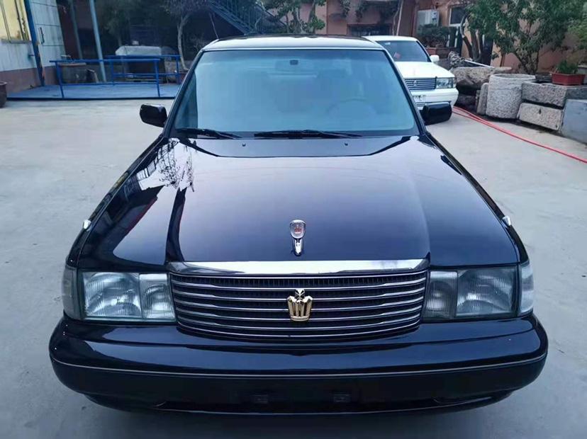 淄博1995年6月丰田皇冠1995款30l黑色自动档