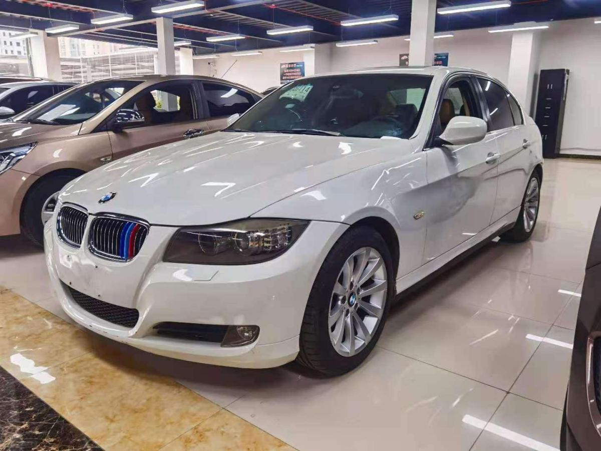 【青岛】2010年6月 宝马 宝马3系 2010款 325i 时尚型 白色 手自一体