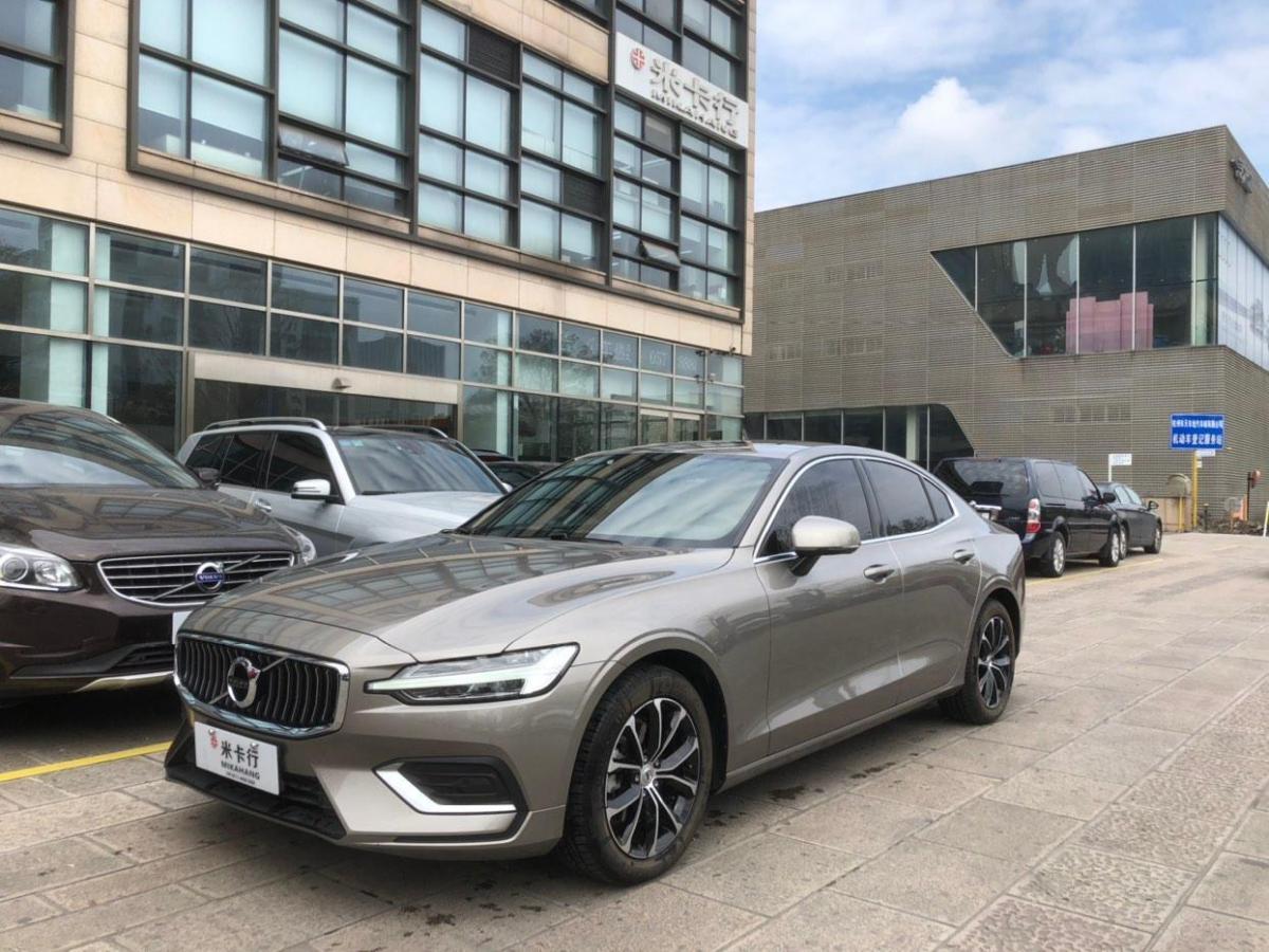 杭州2020年9月沃尔沃s60l2020款t4智逸豪华版香槟色手自一体