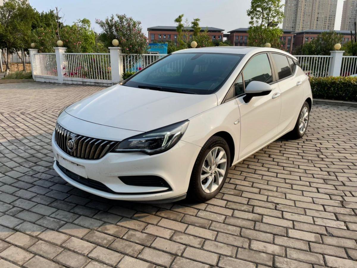 赣州2017年7月别克威朗2016款两厢15s自动领先型白色手自一体