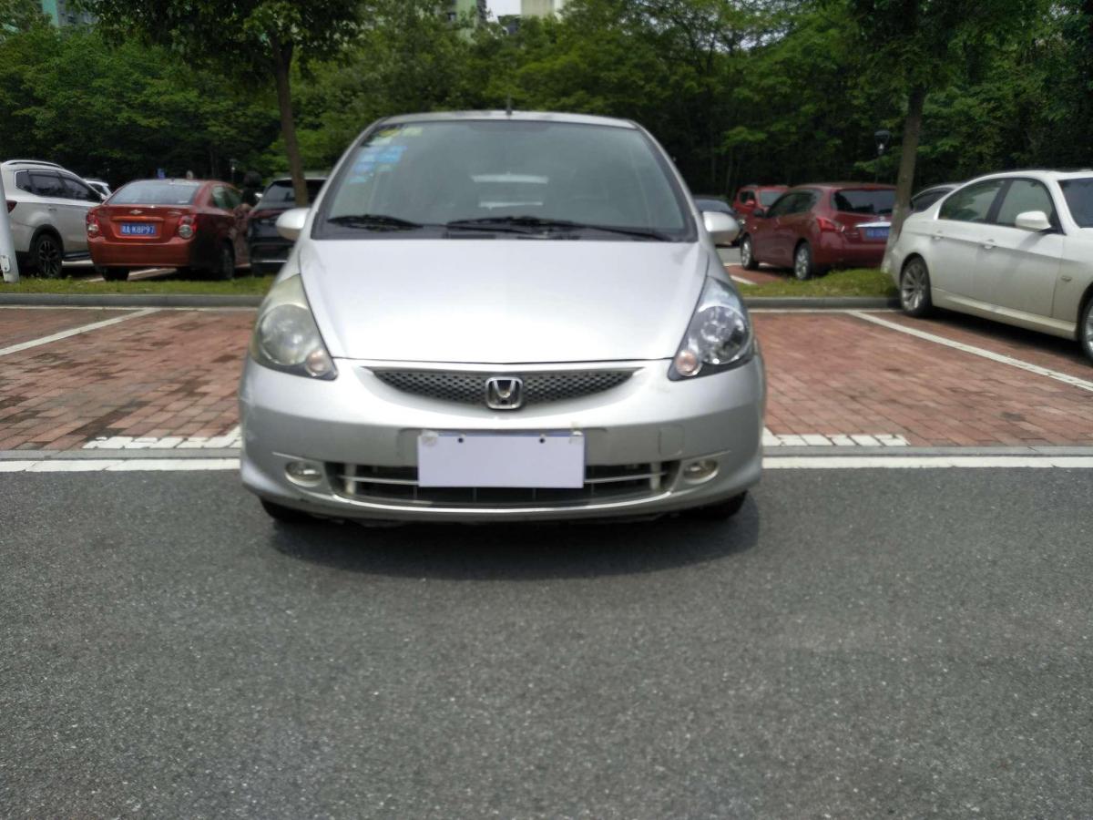 【长沙】2006年6月 本田 飞度 2006款 1.3 cvt 手动挡