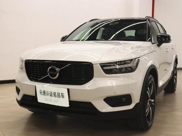 沃尔沃 沃尔沃XC40  2021款 T4 四驱智远运动版