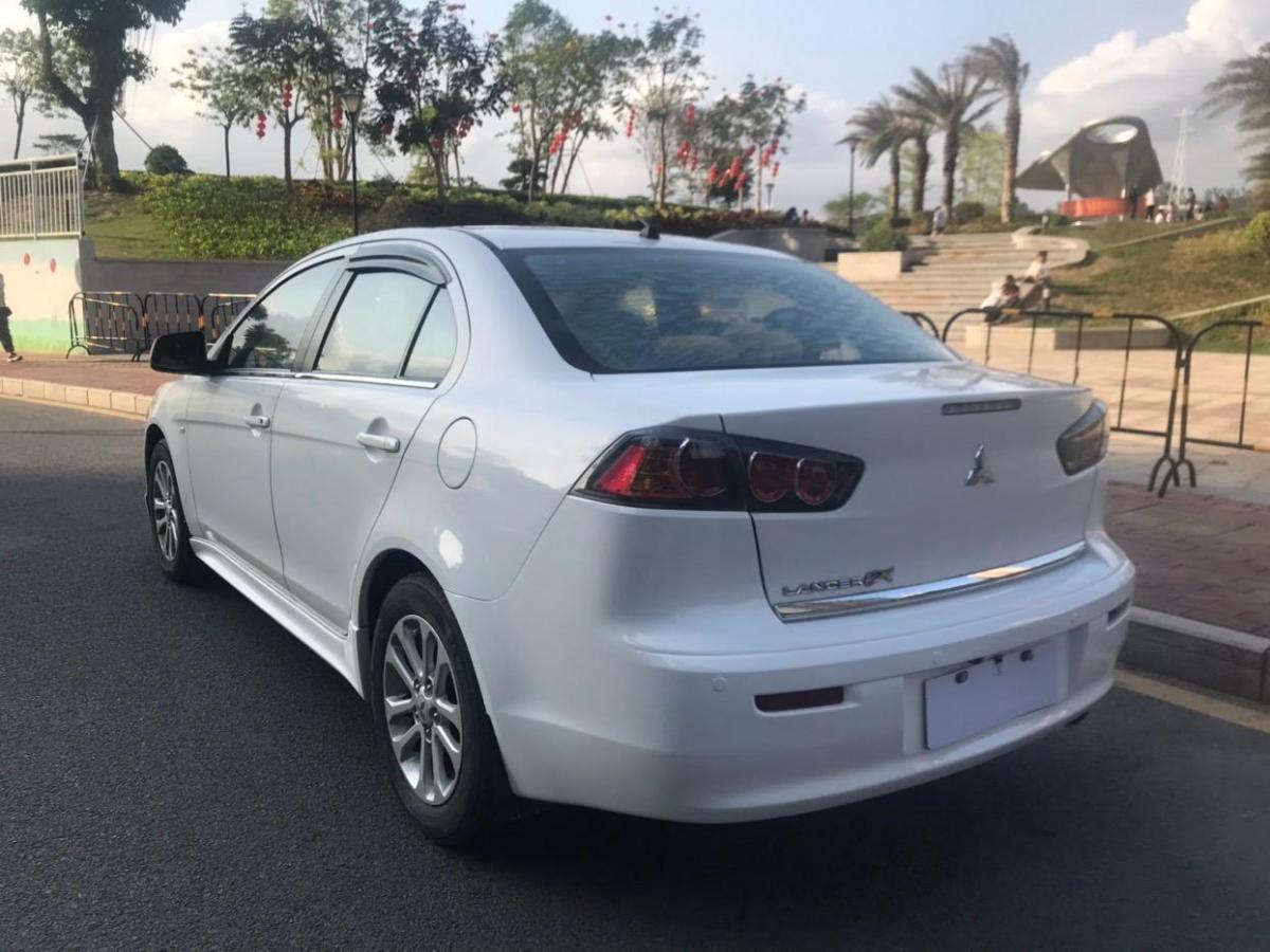 【深圳】2012年10月 三菱 翼神 2012款 致尚版 1.8l cvt豪华型 自动档