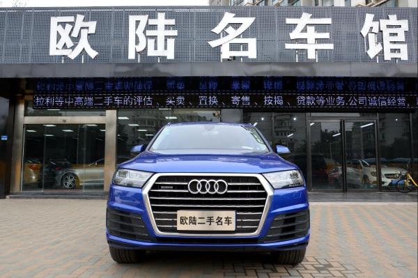 奥迪 奥迪Q7  2016款 Q7 45TFSI quattro 运动型