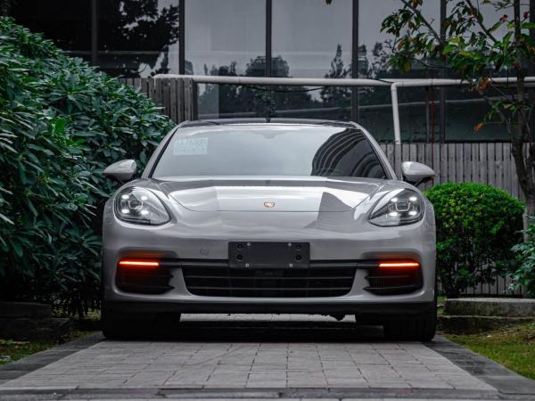 保时捷 Panamera  2019款 Panamera 4 Sport Turismo 2.9T