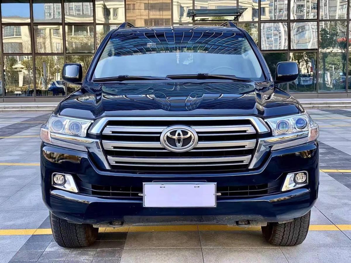 2010年11月丰田 兰德酷路泽  2010款 4.7l 自动vx