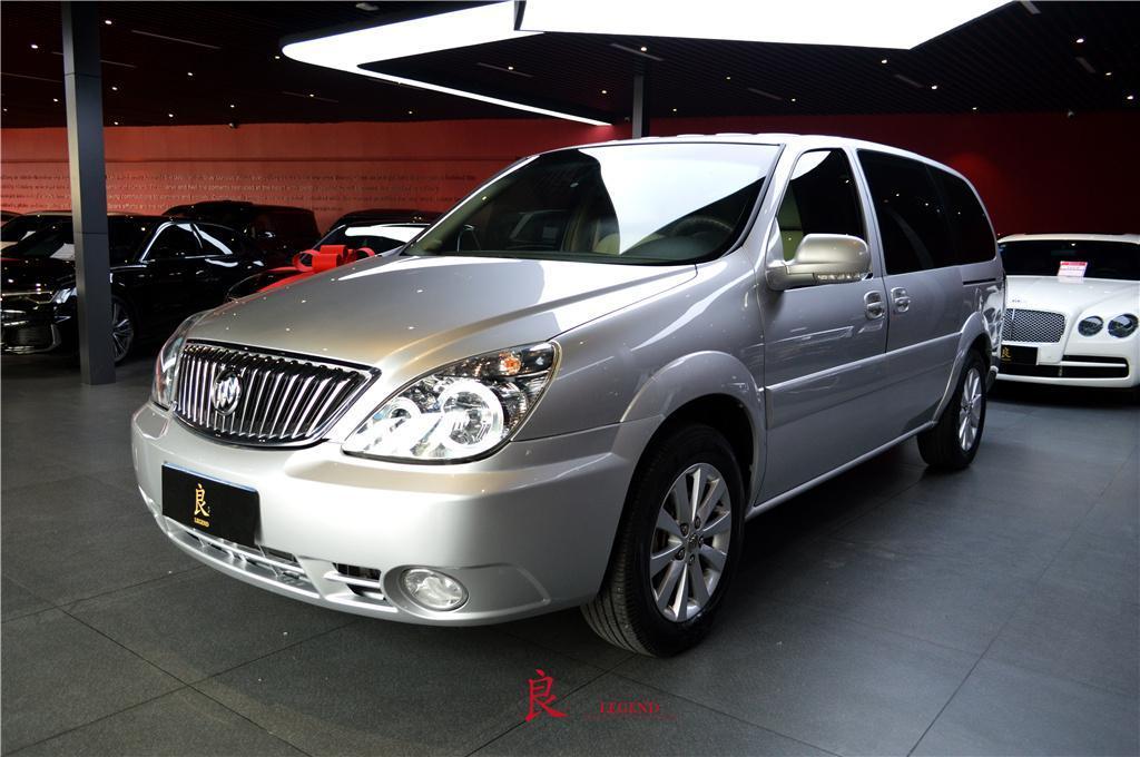 别克 gl8  2013款 2.4l 经典版图片