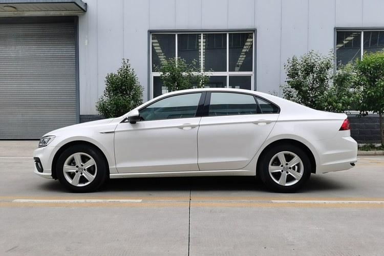 19款大众凌渡230自动风尚版图片