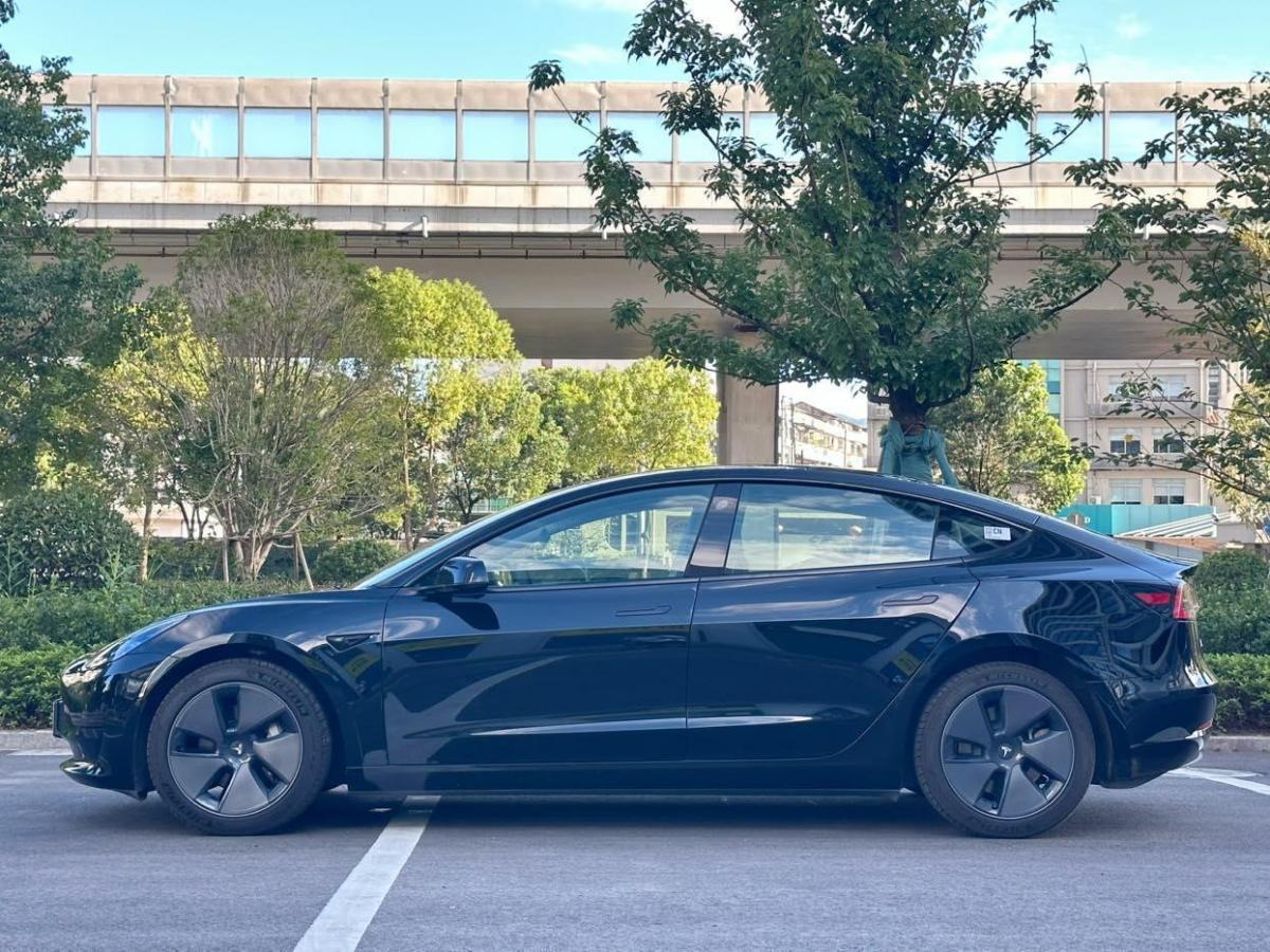 特斯拉 Model Y  2022款 后輪驅(qū)動版圖片