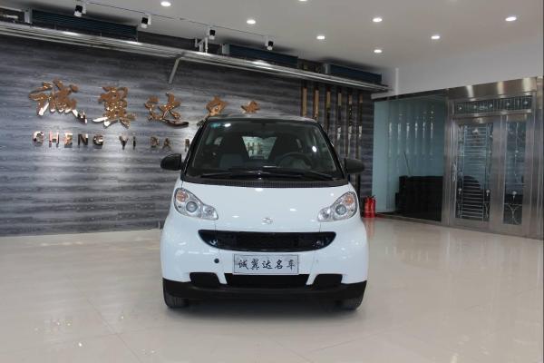 smart fortwo  2011款 1.0L 5档序列 标准版 MHD 硬顶