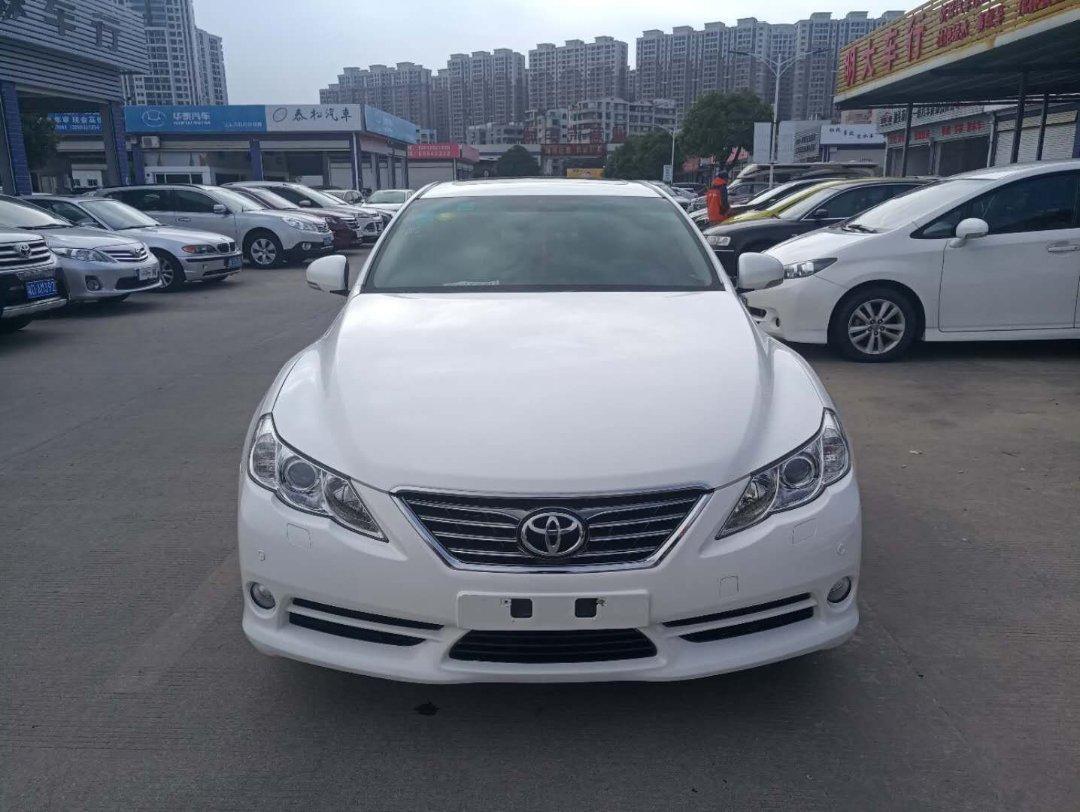 汕头2011年12月丰田锐志2012款25v风度菁英炫装版白色自动档