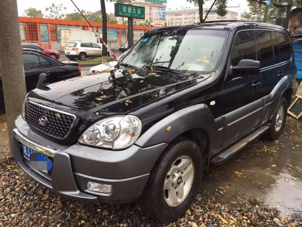 【常德】2009年1月 华泰 特拉卡 2.4 两驱豪华型 黑色 手动挡