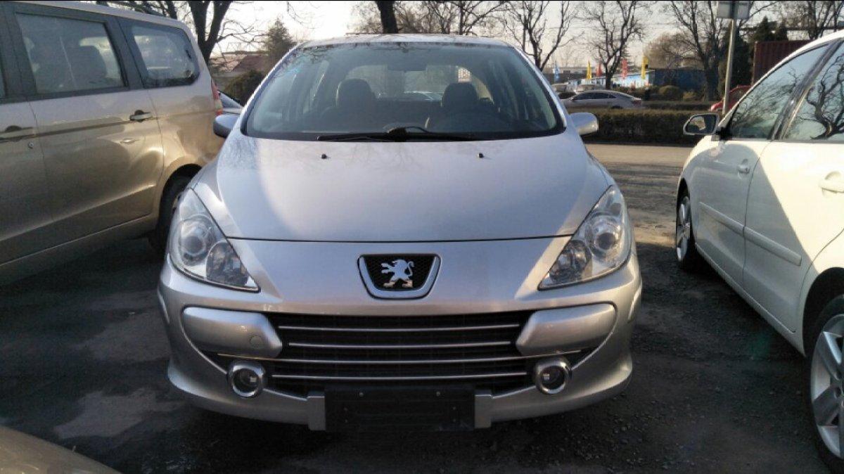 鹤壁2010年2月标致3072010款16l舒适版两厢银灰手自一体