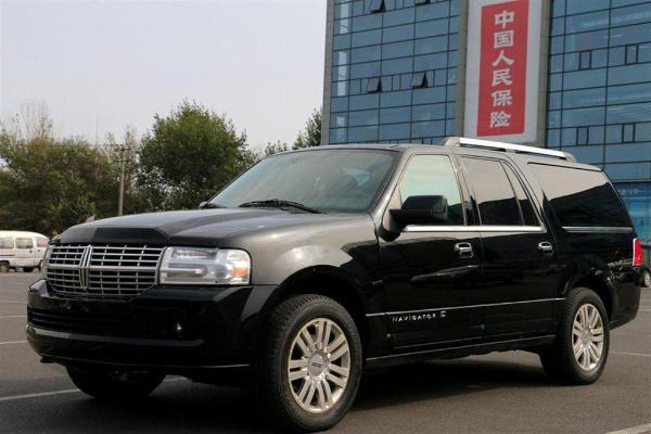 【大连】2011年1月 林肯 领航员 领航员 2010款 5.4l awd 黑色 自动档