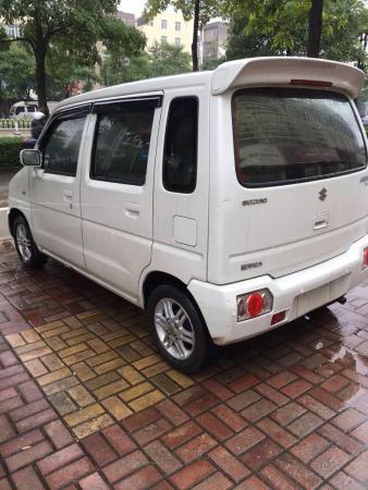 4 vvt巡航版标准型 白色 手动挡