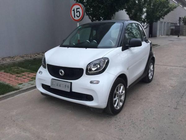 濰坊2015年8月smartfortwo2015款10l硬頂靈動版白色自動檔